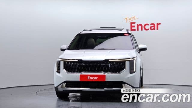 Kia Carnival 2024 — Şəkil 2/20