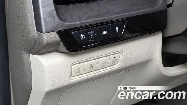 Kia Carnival 2023 — Şəkil 15/20