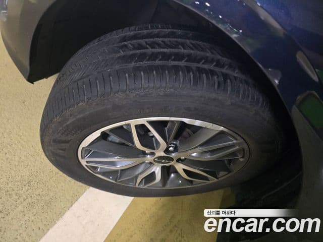Kia K5 2023 — Şəkil 4/19