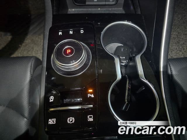 Kia K5 2023 — Şəkil 7/19