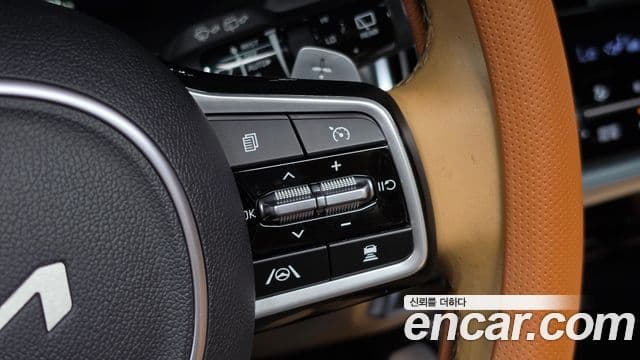 Kia Sorento 2023 — фото 13 из 20