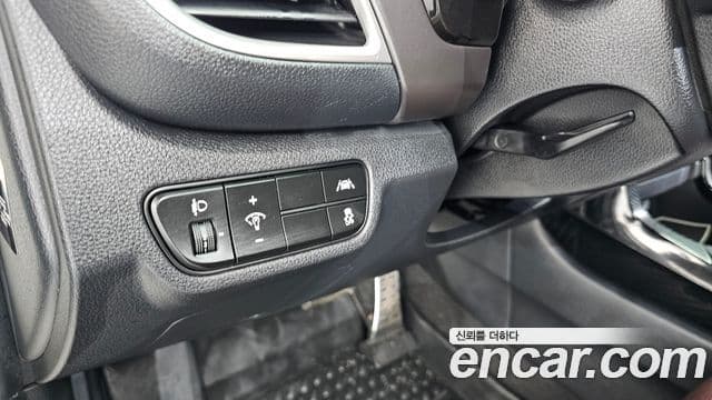 Kia Seltos 2020 — фото 16 из 20