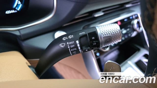 Genesis GV80 2023 — фото 20 из 20