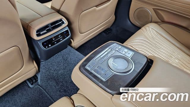 Genesis Electrified G80 2021 — ფოტო 19/20