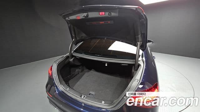 Mercedes-Benz E-Class 2022 — фото 20 из 20