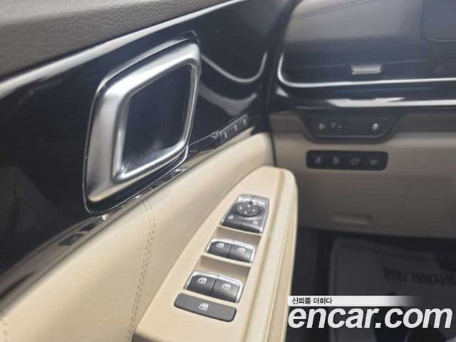 Kia Carnival 2024 — Şəkil 12/18