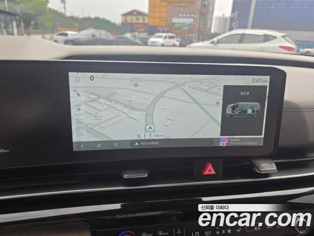 Kia Carnival 2024 — Şəkil 14/18