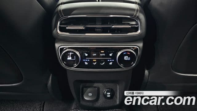 Genesis GV80 2021 — Şəkil 16/31