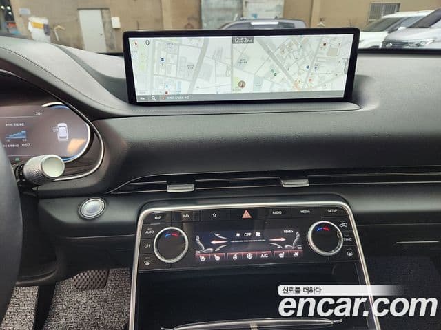Genesis GV80 2021 — ფოტო 11/20