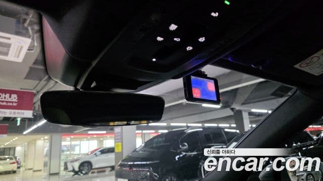 Porsche Cayenne 2025 — Şəkil 8/19