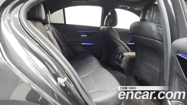 Mercedes-Benz C-Class 2023 — Şəkil 11/20