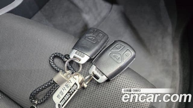 Audi A4 2021 — Şəkil 16/20
