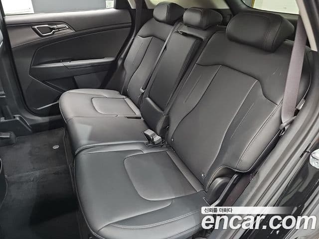 Kia Sportage 2025 — фото 18 из 20