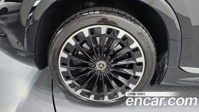 Mercedes-Benz EQS SUV 2023 — ფოტო 2/20