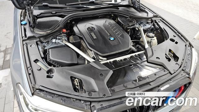 BMW 5 Series 2018 — Şəkil 6/20