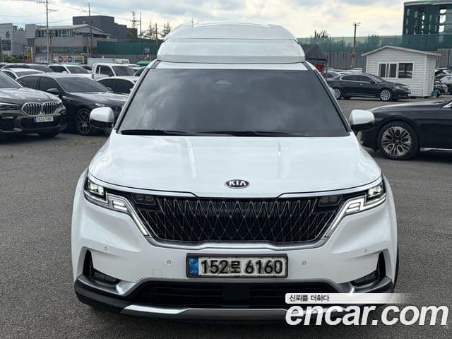 Kia Carnival 2020 — Фото 1/20