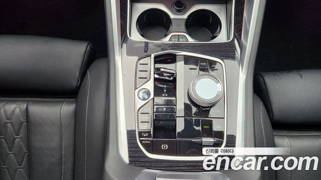 BMW X6 2024 — Photo 9/19