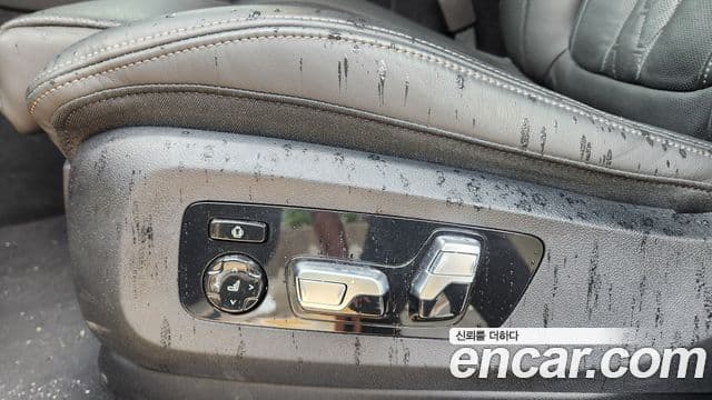 BMW X6 2024 — Photo 8/19