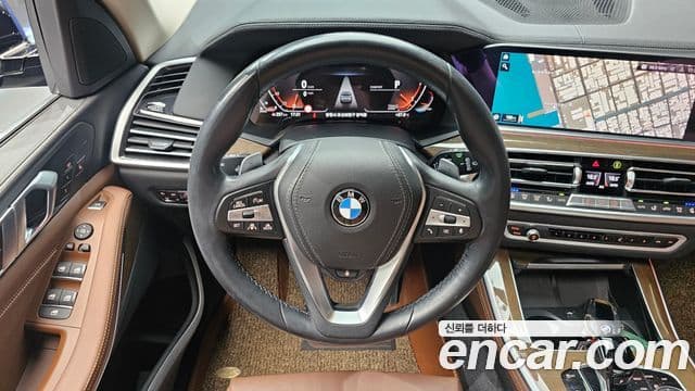 BMW X5 2020 — ფოტო 13/20