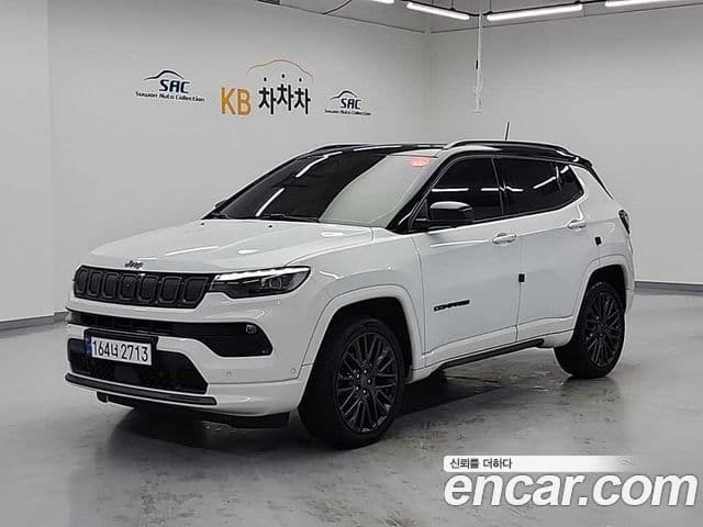 Jeep Compass 2022 — ფოტო 10/19