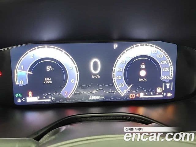 Jeep Compass 2022 — ფოტო 7/19