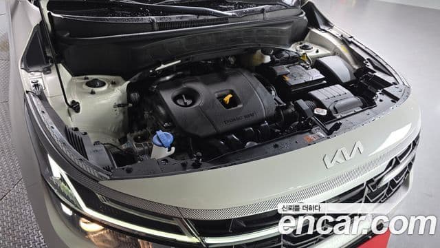Kia Seltos 2024 — Şəkil 6/20