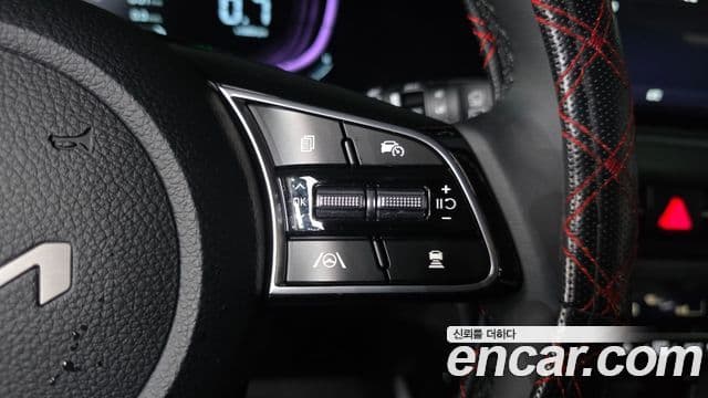 Kia Seltos 2024 — Şəkil 14/20