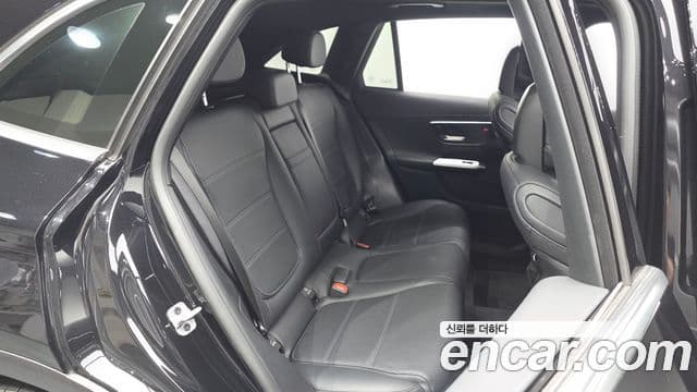 Mercedes-Benz GLC-Class 2023 — Фото 11/20