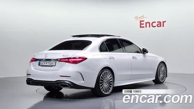 Mercedes-Benz C-Class 2023 — фото 2 из 20