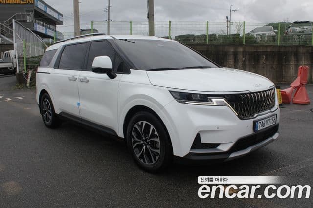 Kia Carnival, 2023