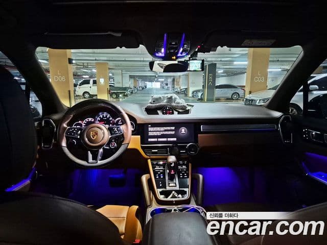 Porsche Cayenne 2022 — Photo 3/20