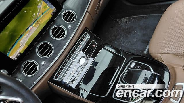 Mercedes-Benz E-Class 2019 — Şəkil 20/20