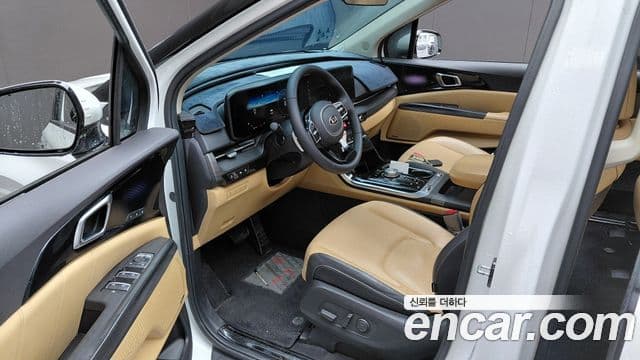 Kia Carnival 2020 — ფოტო 10/20