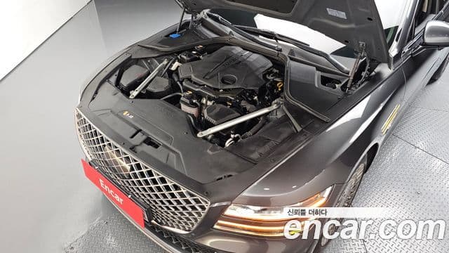 Genesis Electrified G80 2021 — ფოტო 6/20