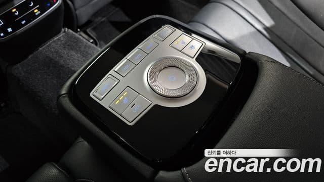 Genesis Electrified G80 2021 — ფოტო 19/20