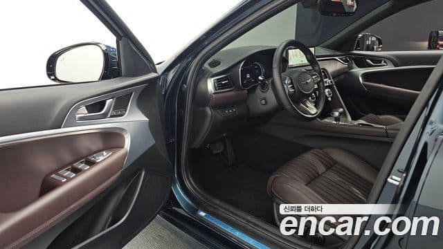 Genesis G70 2022 — фото 11 из 20