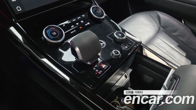Land Rover Range Rover Sport 2023 — Фото 9/20