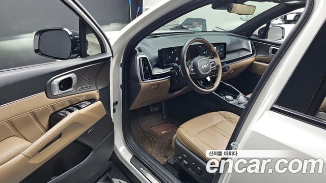 Kia Sorento 2024 — Фото 10/20