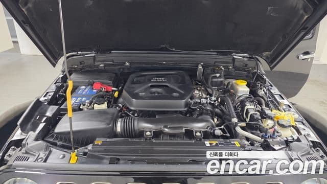 Jeep Wrangler 2021 — Şəkil 6/20