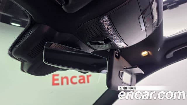 Mercedes-Benz E-Class 2021 — фото 20 из 20