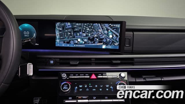 Hyundai Santa Fe 2024 — ფოტო 13/20
