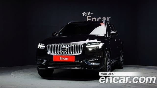 Volvo XC90 2022 — ფოტო 3/20