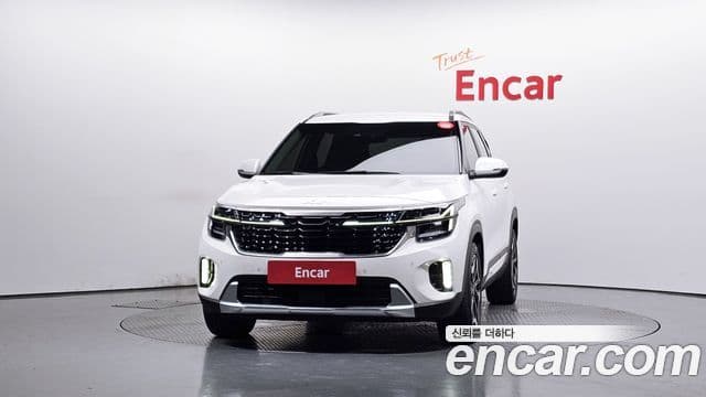 Kia Seltos 2023 — ფოტო 3/20
