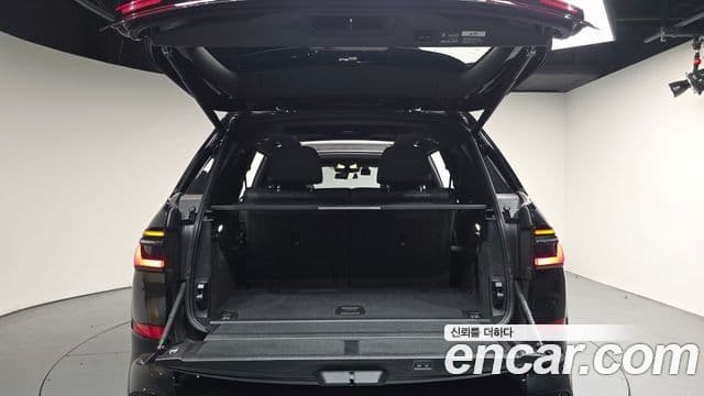BMW X7 2023 — фото 20 из 20