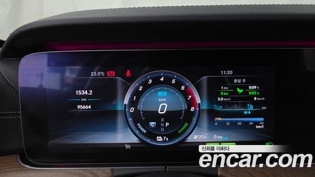 Mercedes-Benz E-Class 2019 — ფოტო 8/20