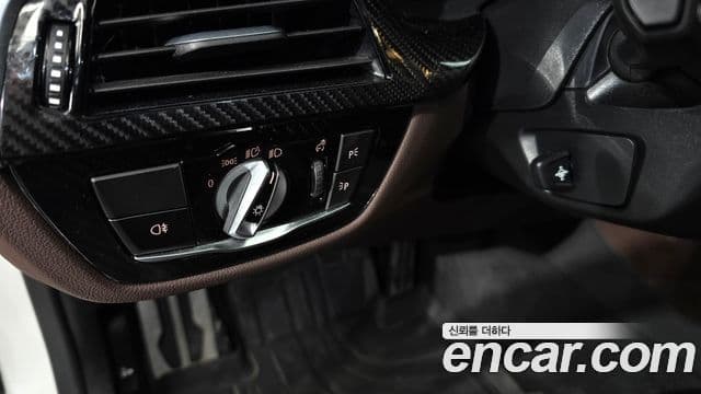 BMW 5 Series 2022 — ფოტო 20/20