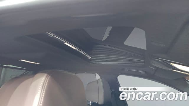BMW 5 Series 2023 — ფოტო 18/20