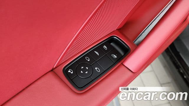 Porsche 911 2023 — Photo 23/33