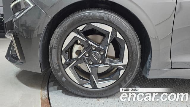 Kia K5 2025 — фото 4 из 20