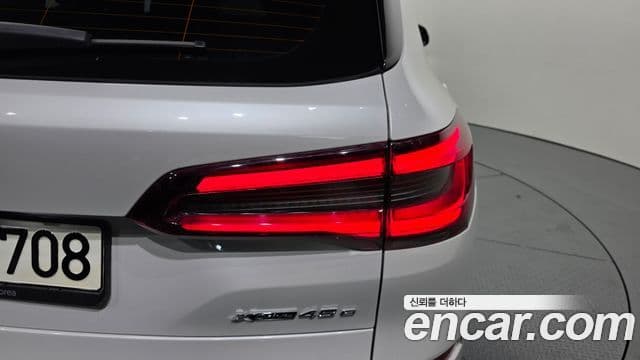 BMW X5 2021 — Photo 4/34